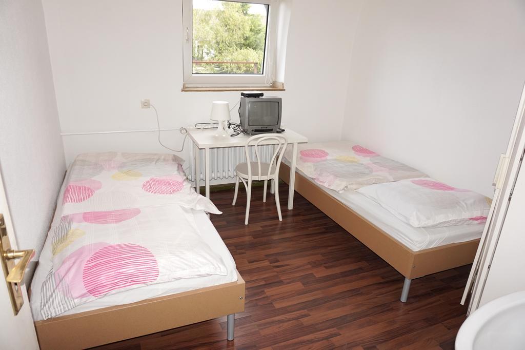 Artus Hotel Dusseldorf Ngoại thất bức ảnh