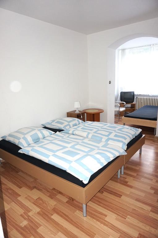 Artus Hotel Dusseldorf Ngoại thất bức ảnh